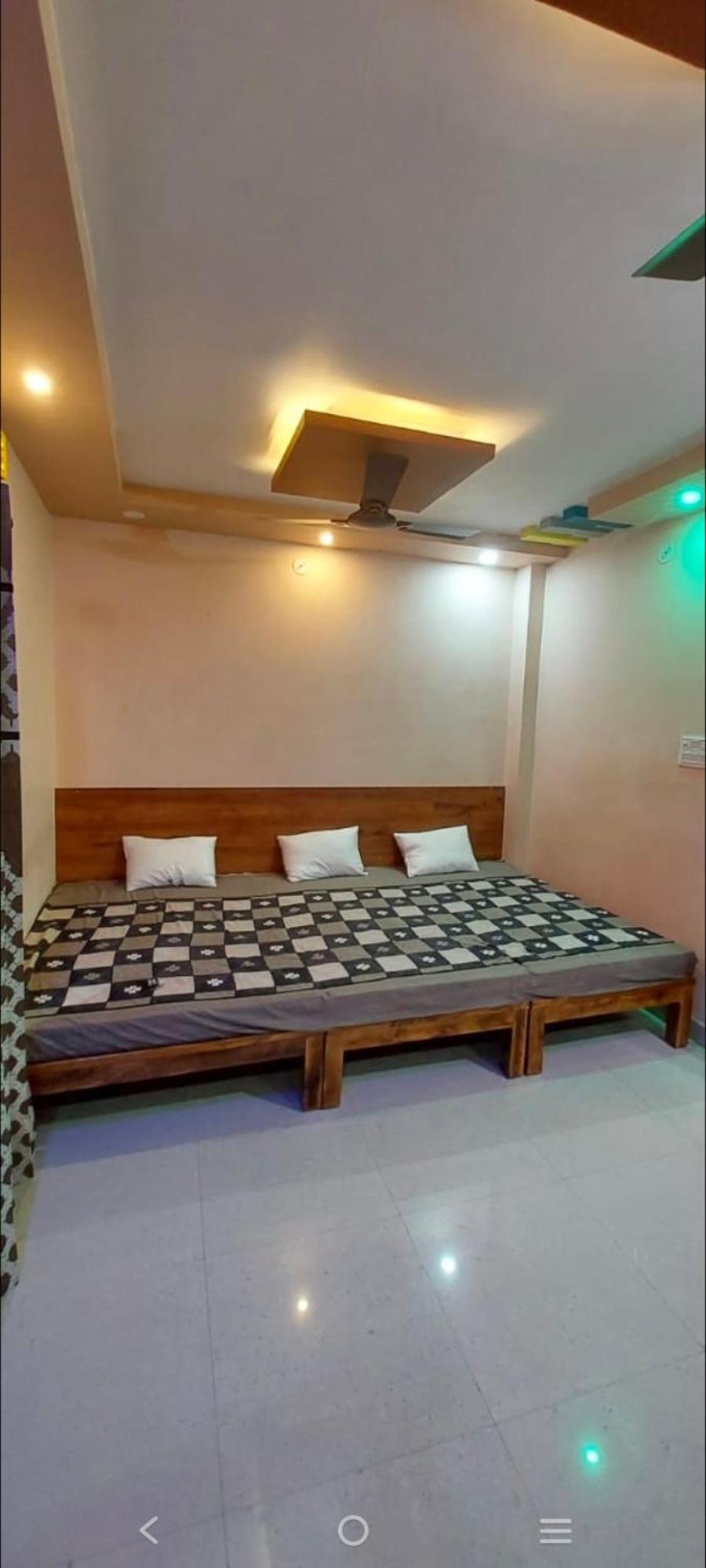 Anant Home Stay Ujjain Buitenkant foto