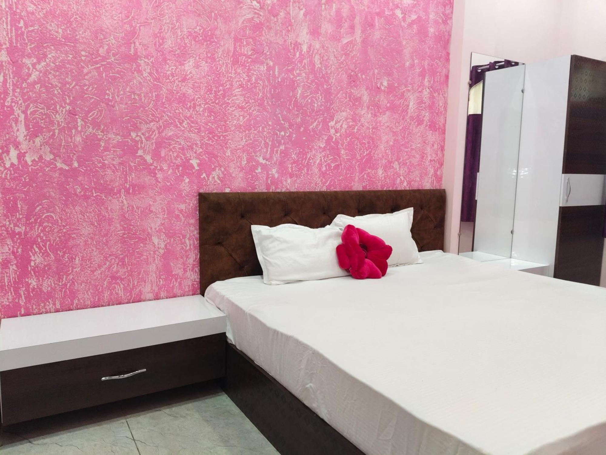 Anant Home Stay Ujjain Kamer foto